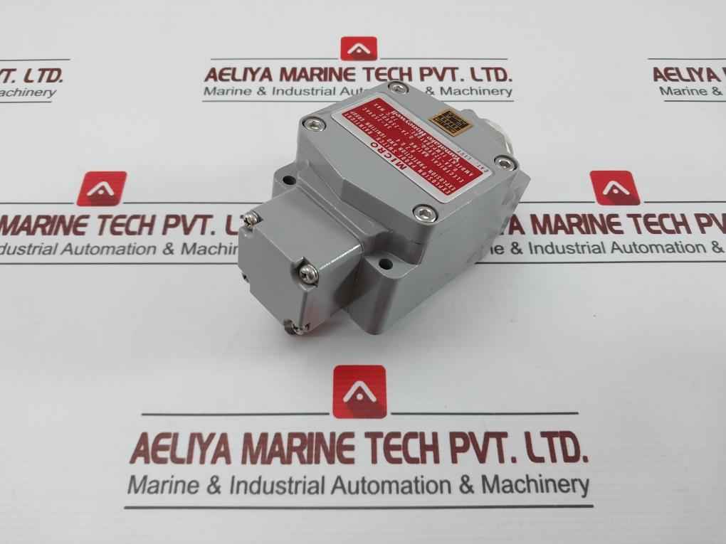 Yamatake-honeywell Vcx-5001A Micro Explosion Proof Switch D2G4