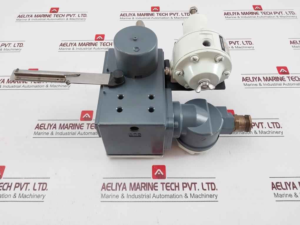 Yamatake Hep 17-13bldy6rgsr-x1-x Valve Positioner Air Regulator 400kpa Kz03-2a