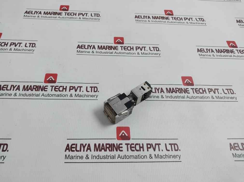 Yamatake Honeywell 2C5101 Micro Switch 2D33L-j,0048A