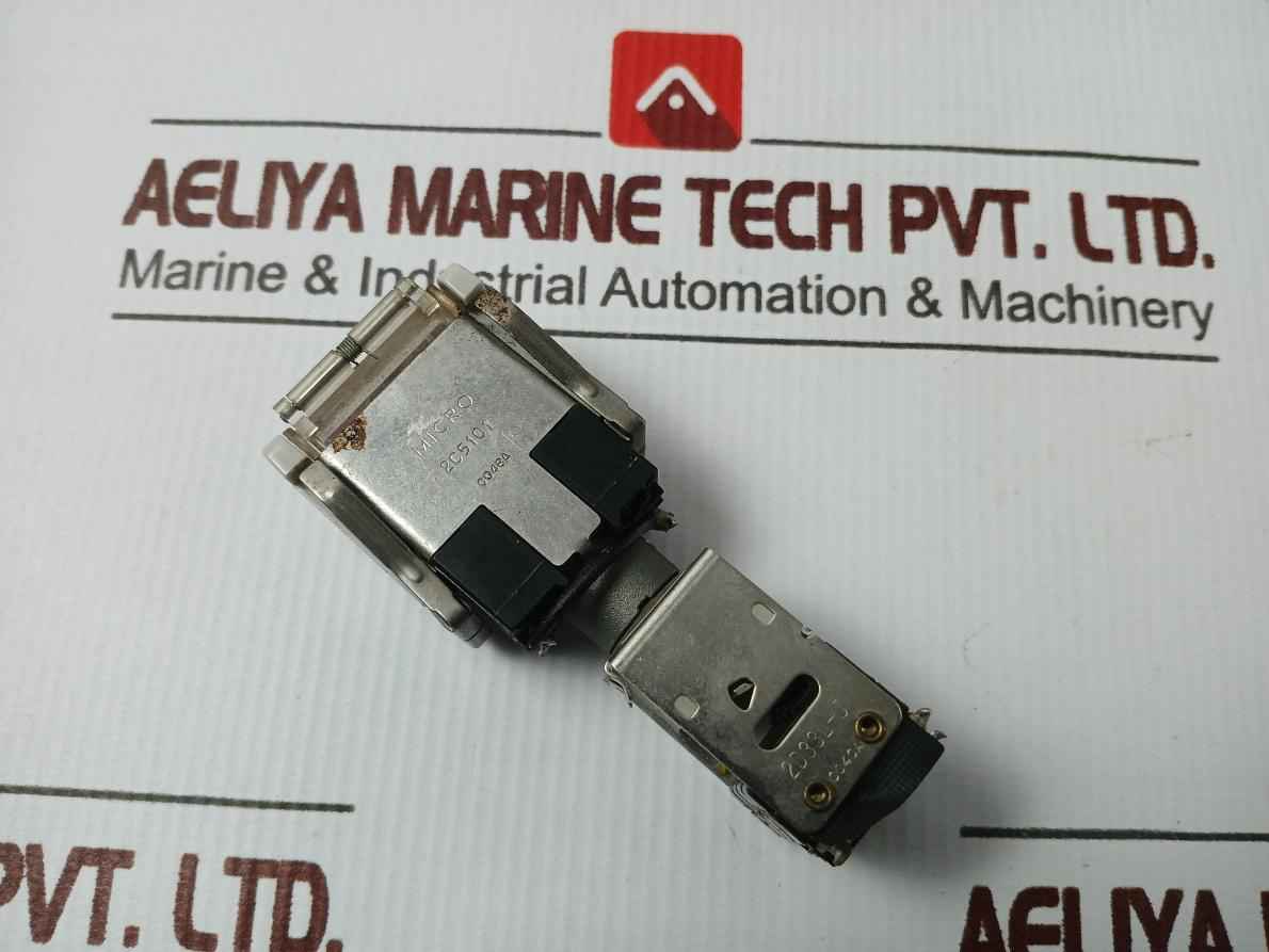 Yamatake Honeywell 2D33L-j Micro Switch 2D33L-j,2C5101,0048A