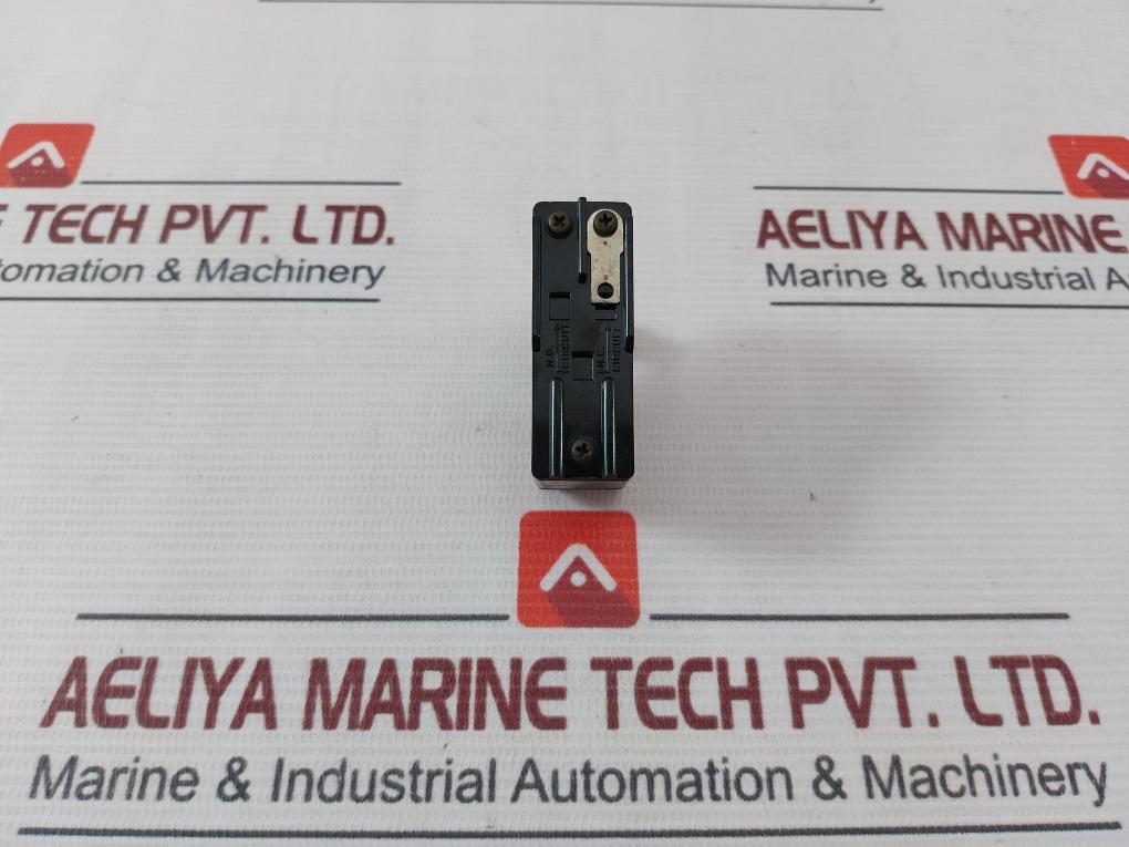 Yamatake Honeywell Bz-2Rw822-j Micro Switch 15A-125 250 Or 480Vac