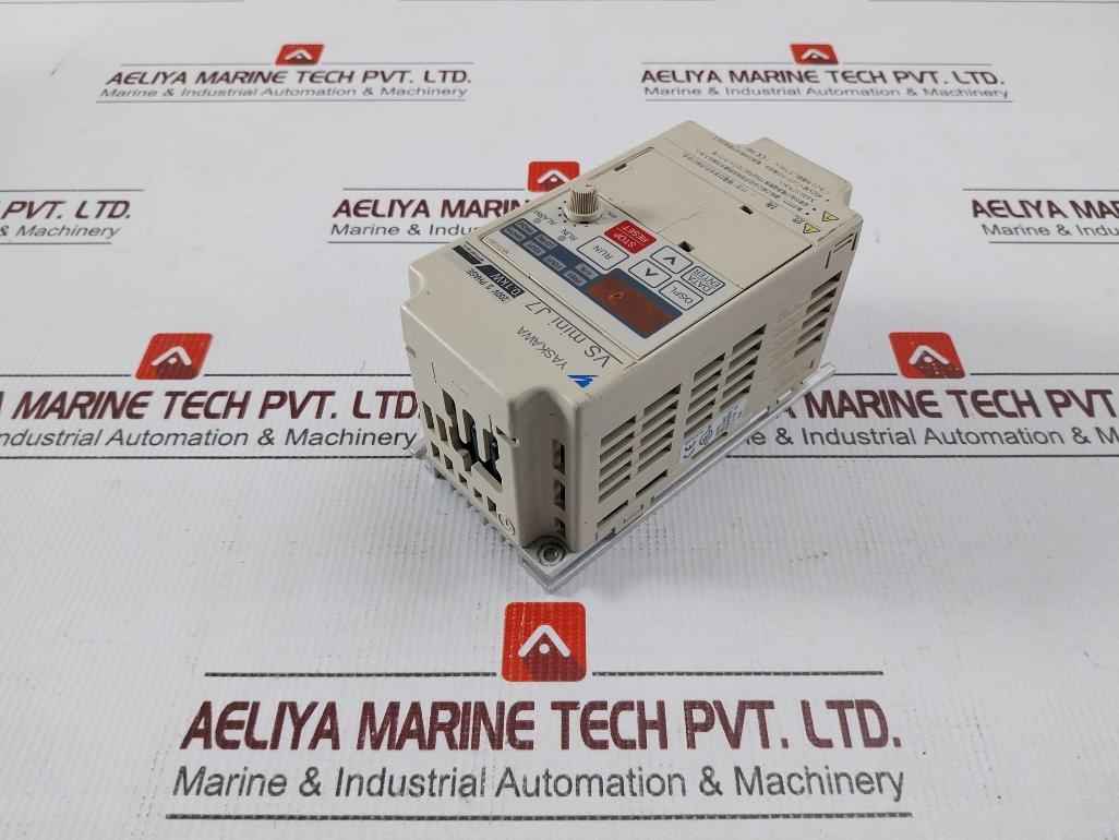 Yaskawa Electric Cimr-j7Aa20P1 3 Phase Vfd Inverter Drive 200-230V 50/60Hz 1.1A