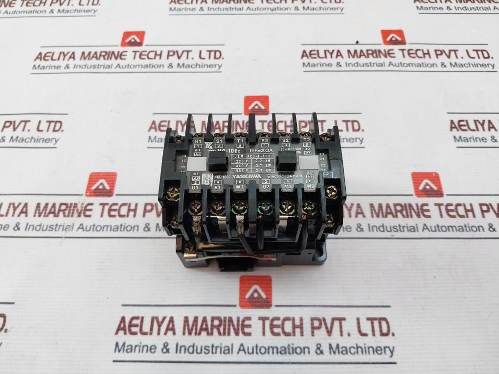 Yaskawa Electric Hc-10E2 Magnetic Contactor 100-110V 50/60Hz