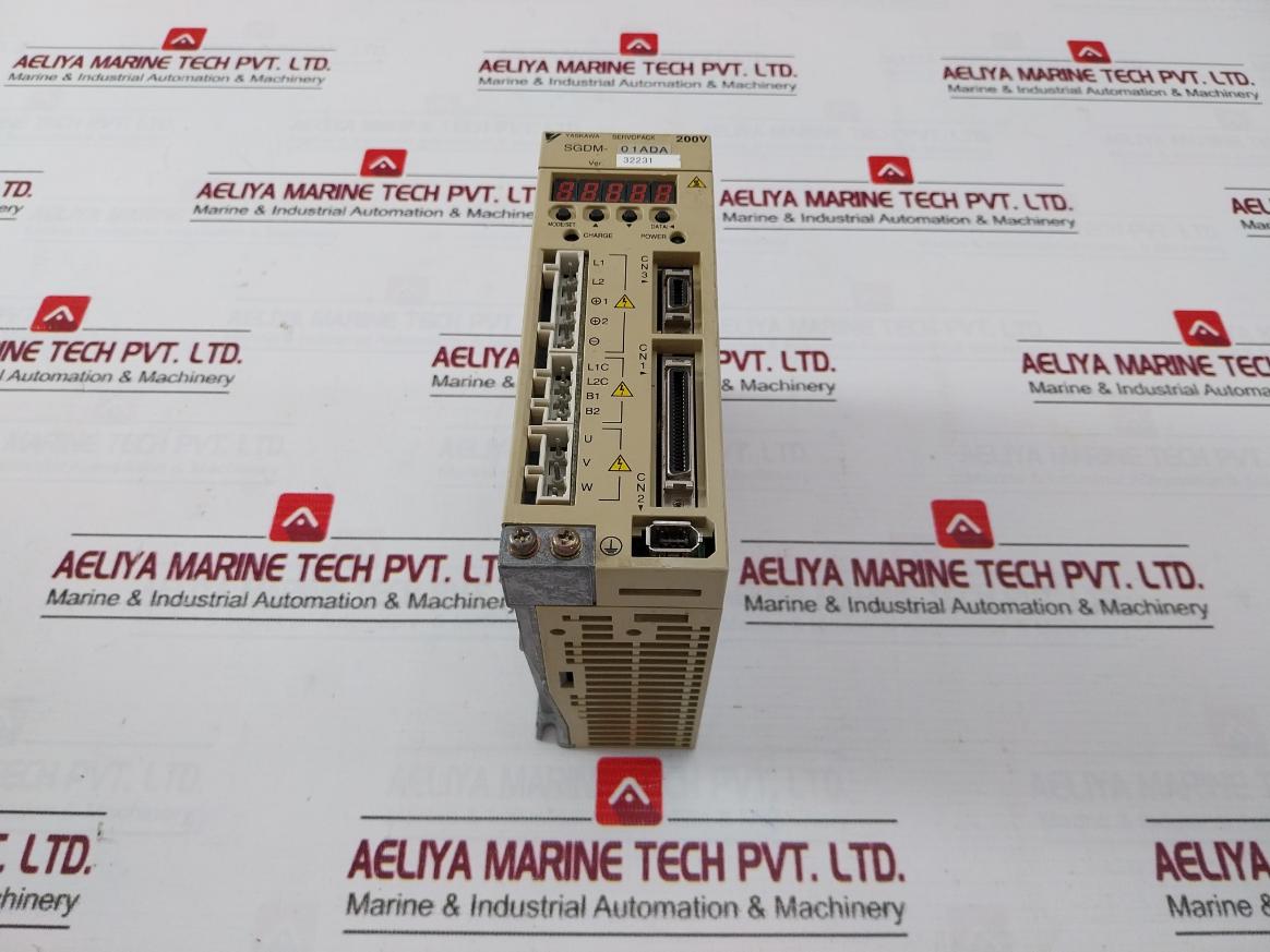Yaskawa Electric Sgdm-01Ada Servopack Servo Drive 200-230V 50/60Hz