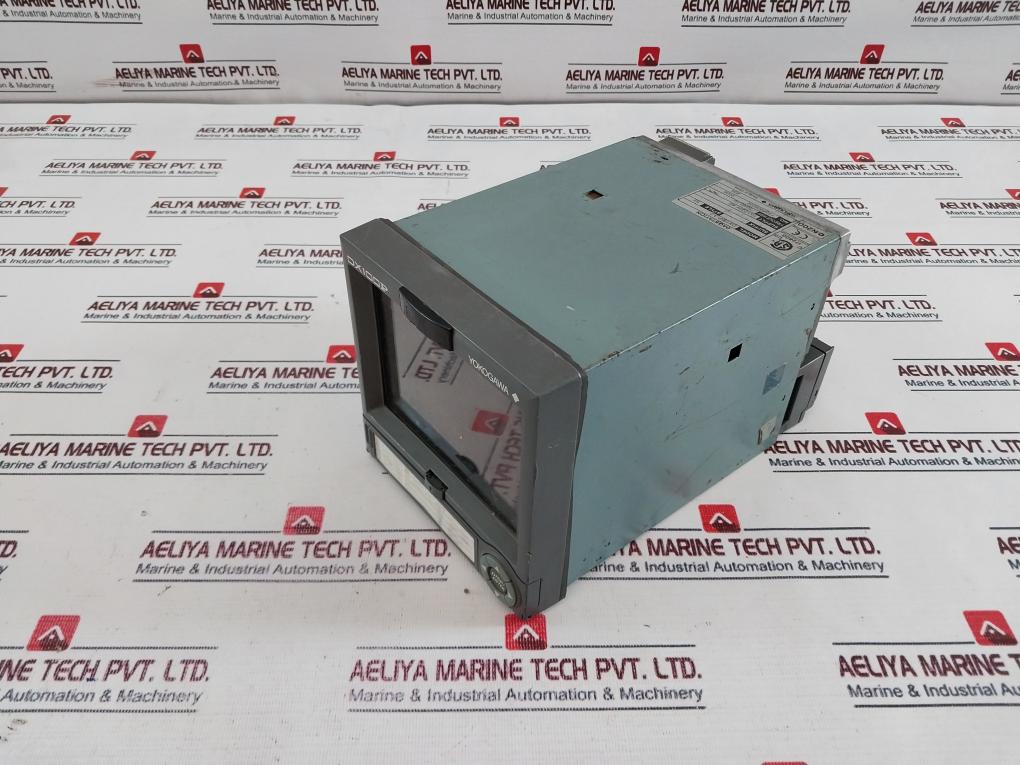 Yokogawa Daqstation Dx100P Dx106P-3-2 Chart Recorder 100-240Vac