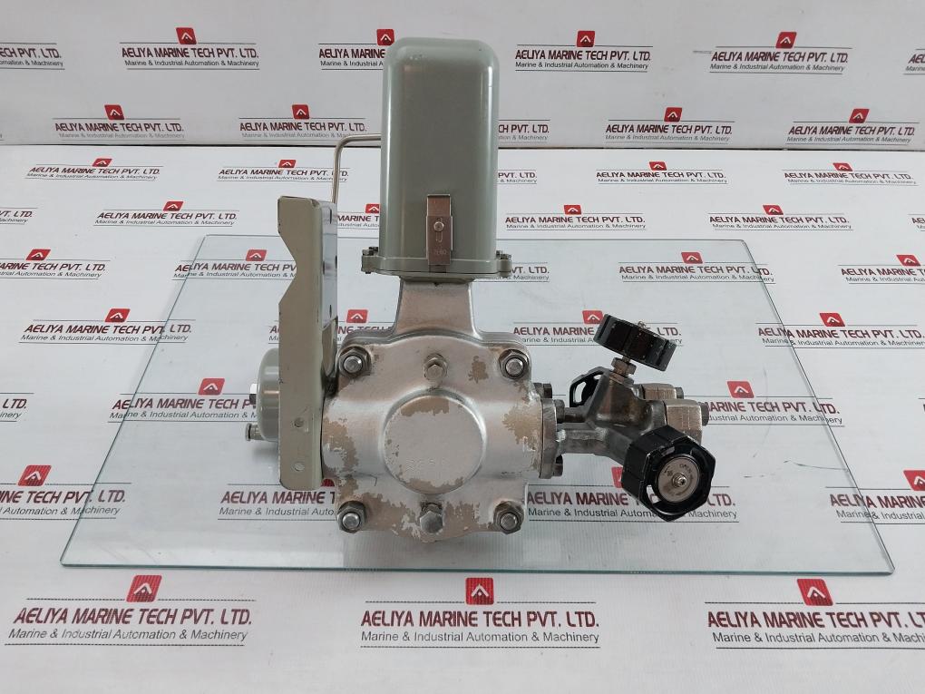 Yokogawa Differential Pressure Transmitter Y/15A1-lk1/L/Gas-fp/Ld/Cal-p 10 Bar