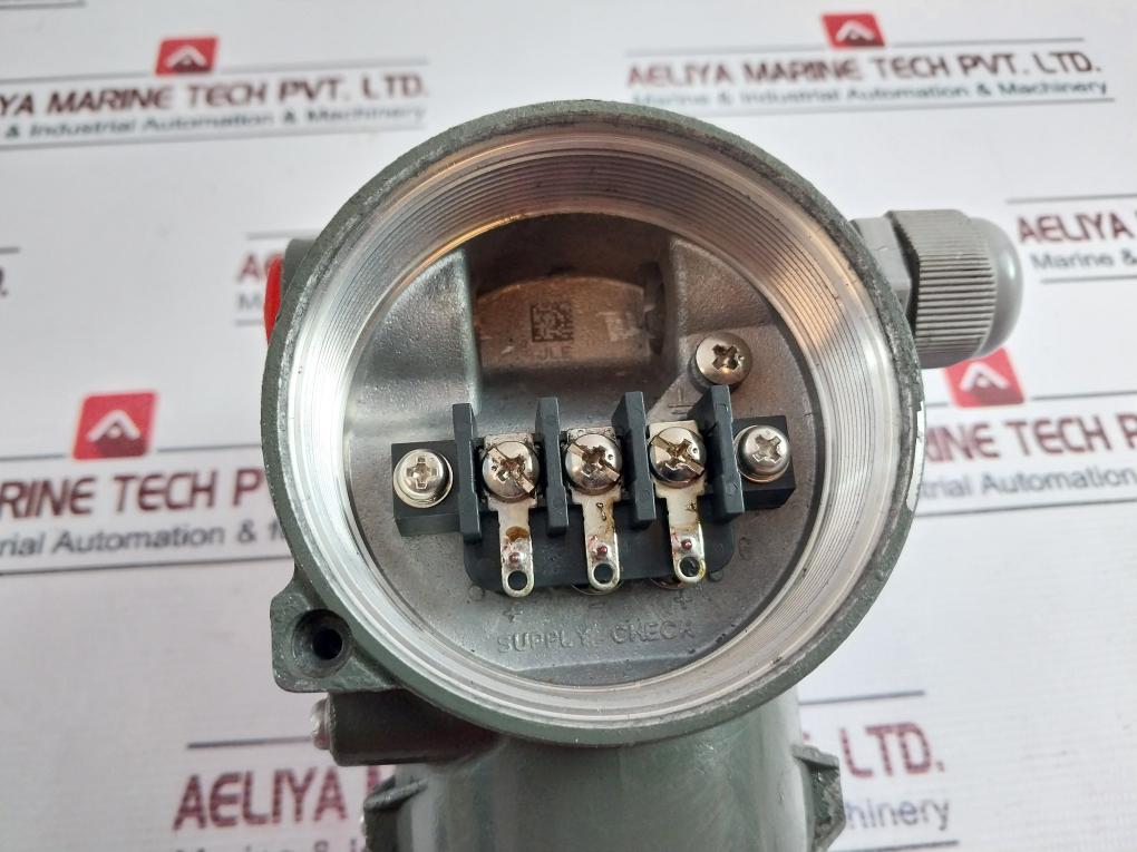 Yokogawa Eja530A Dpharp Transmitter Model S2 -ebs4N-02Ee 10.5-42Vdc 4-20Ma 2Mpa