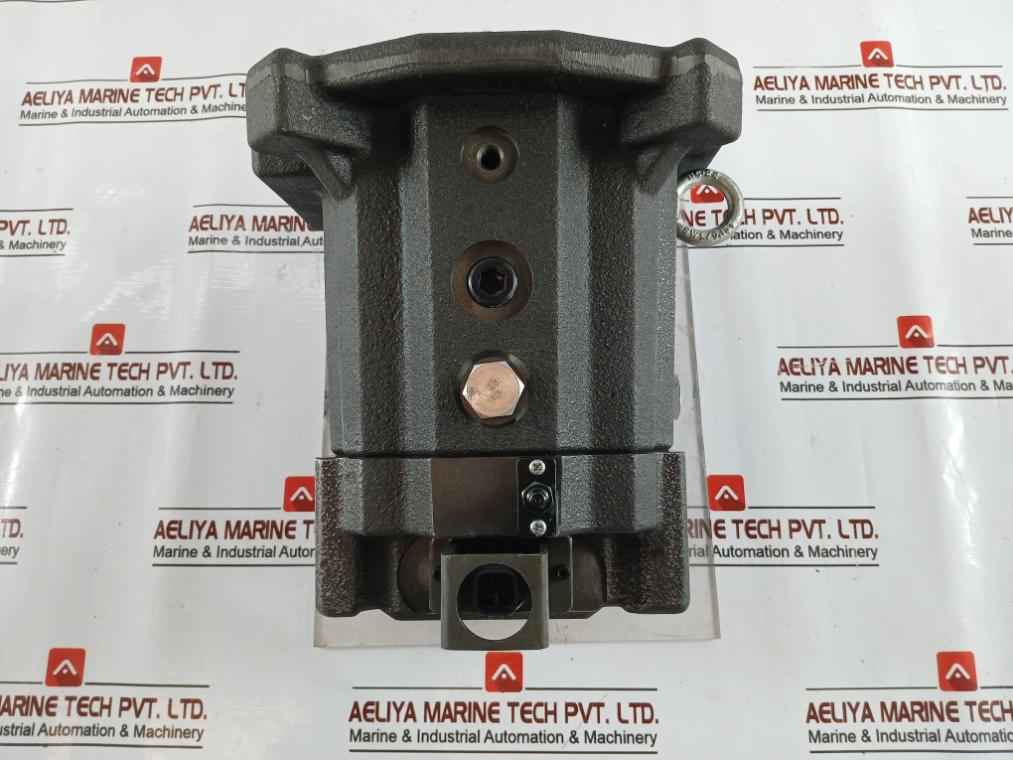 Yuken Ase5-4Bz-g130B-b00-4002 Hydraulic Pump 17.5Mpa 2050A