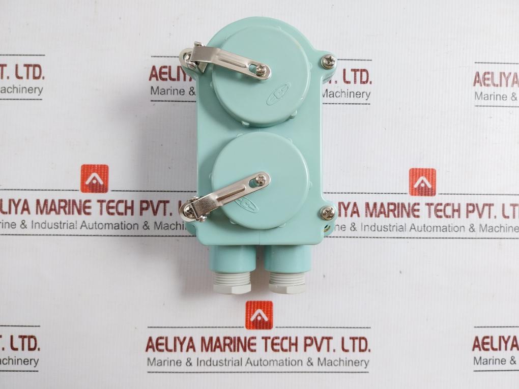 Z-2m-Ac250v-20a-W-T-Socket-In-New-5