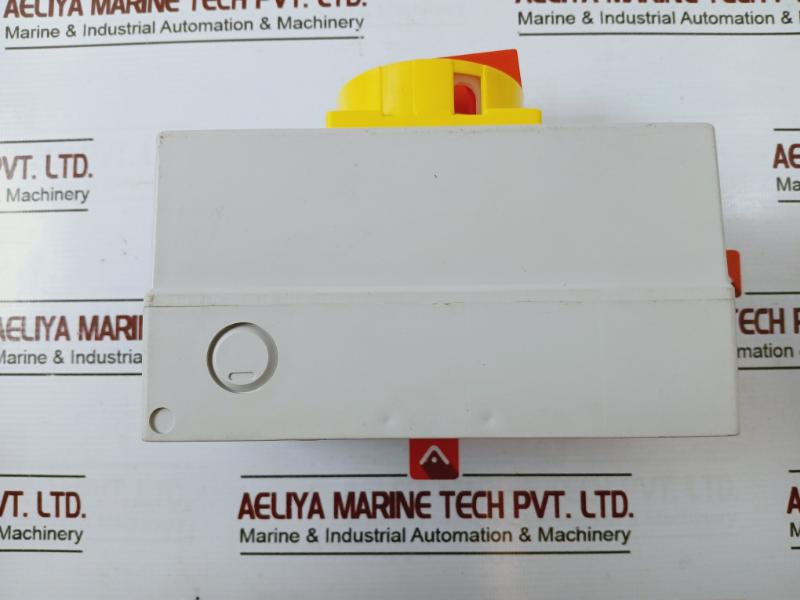 Zhejiang Yaming Ymd11-40D Load Break Universal Power Padlock Isolator Switch