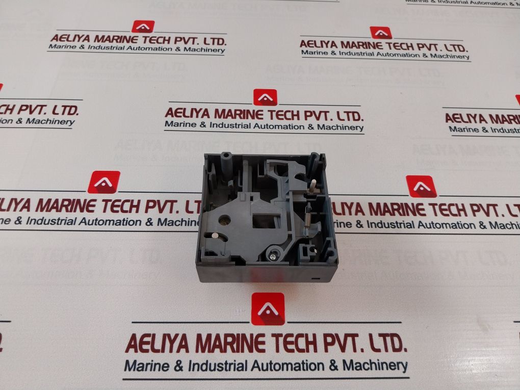 Abb 1Sda070447R1 Extended Rotary Handle Rhe-250Mm Set