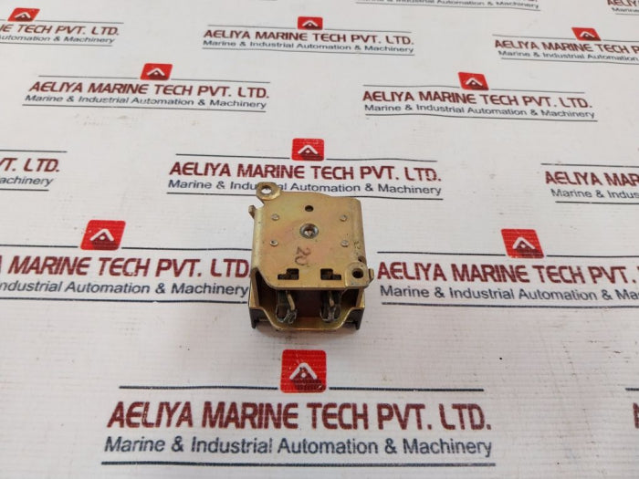 Aeg L4 / Ii.02 Contactor Relay 220V 50Hz