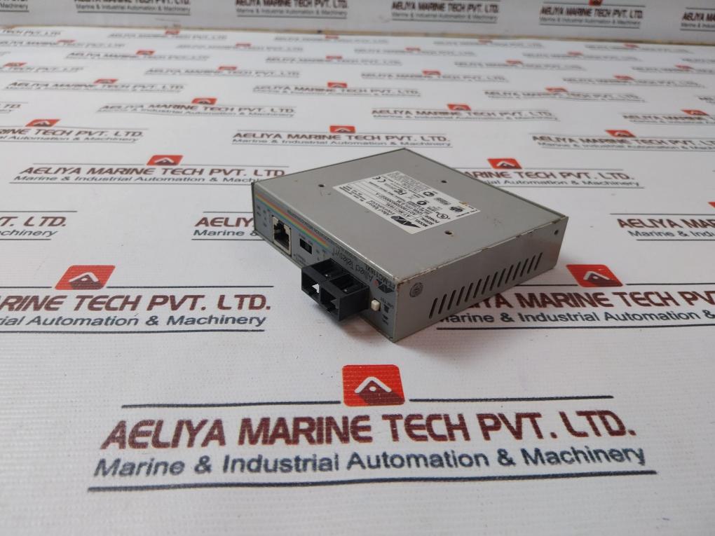Allied Telesyn At-mc116Xl 10/100M Auto-negotiation Media Converter 12V Dc 0.5A