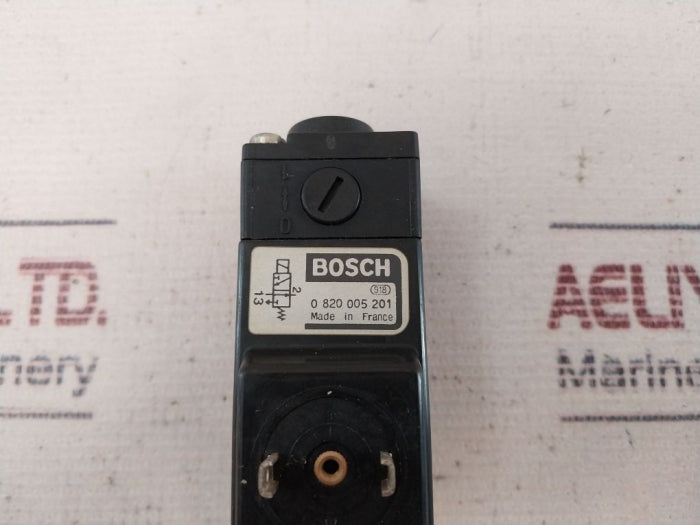 Bosch 0 820 005 201 Directional Valve