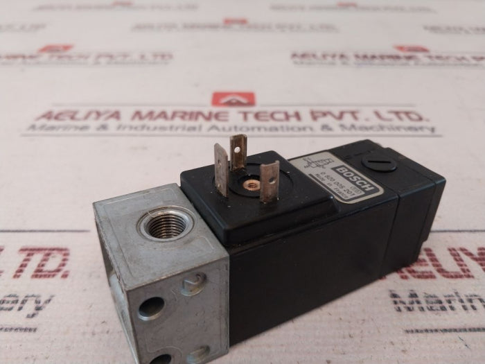 Bosch 0 820 005 201 Directional Valve