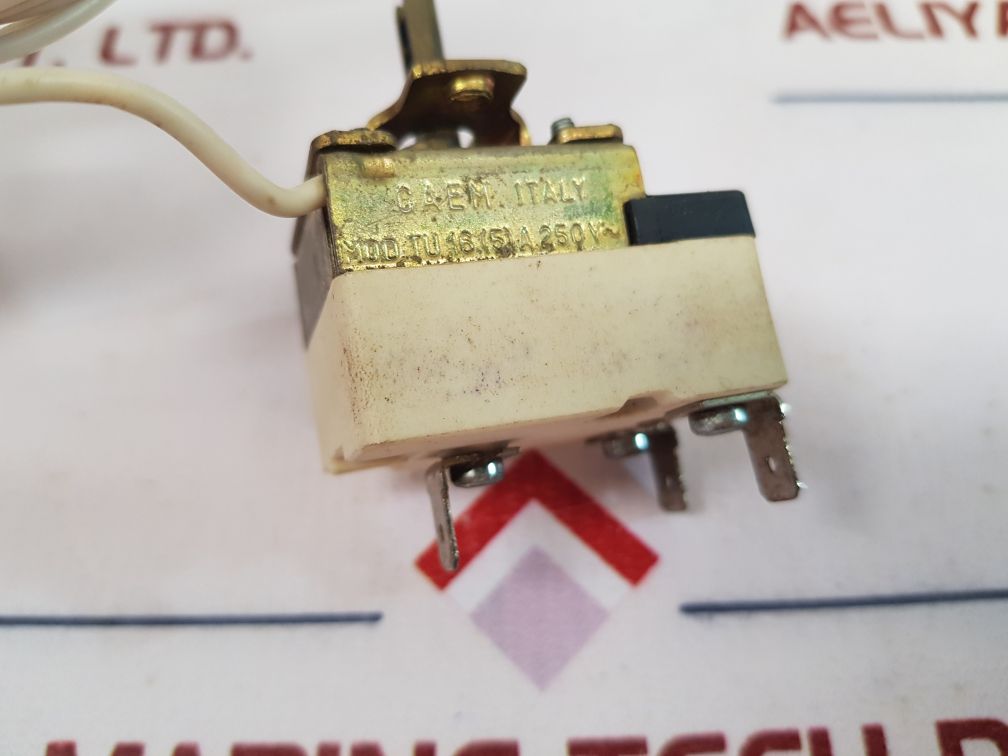 Caem Tu 16(5) A 250V~ Thermostat Used
