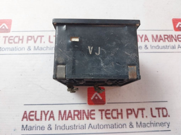 Celsa 45-55 Hz Frequency Counter Meter 380V