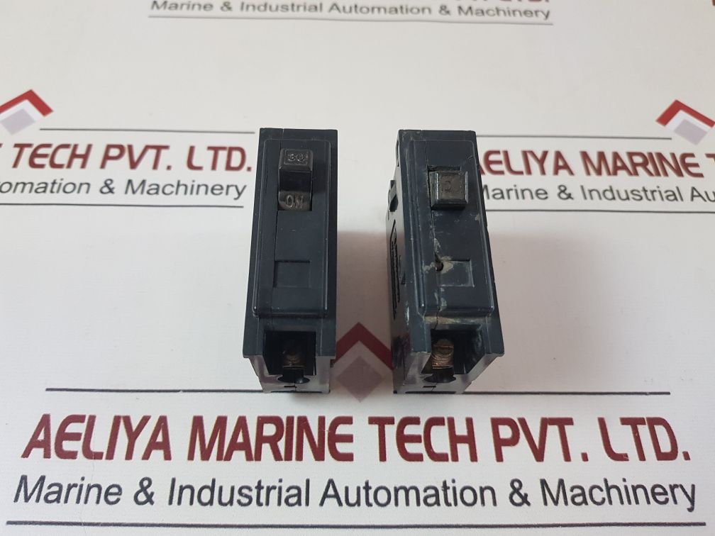 Lot Of 2X Challenger 120/240 Vac Circuit Breaker