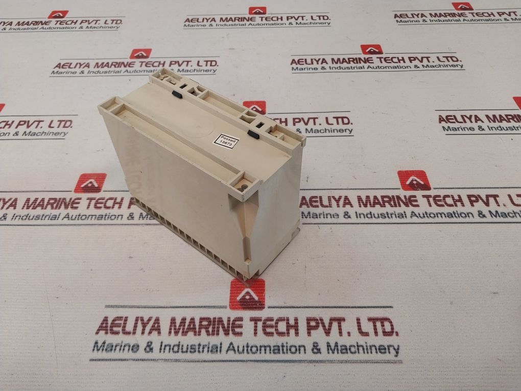Crompton 256-prbw Protector Trip Relay 250V 50/60Hz