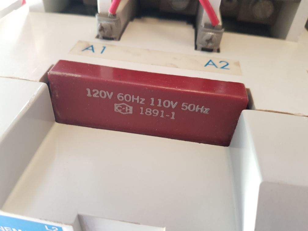 Cutler-hammer cn55nn3a reversing contactor 135 amp