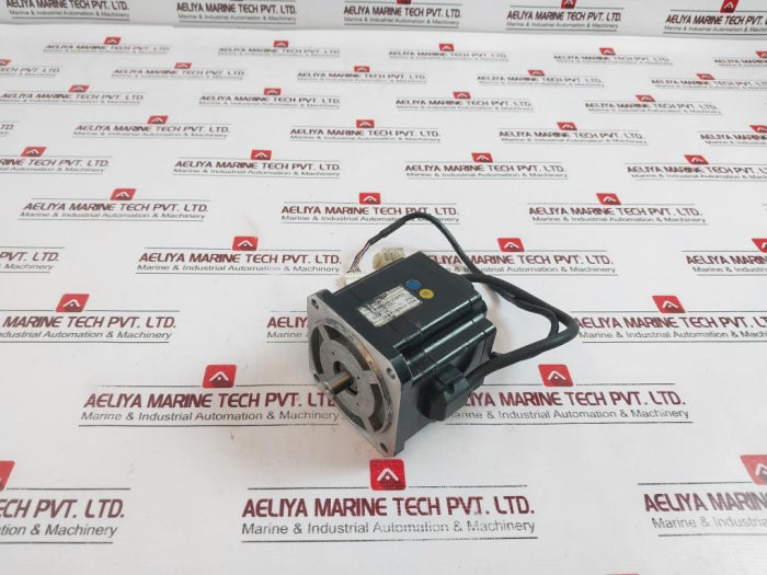 Sanyo Denki P30B08010Dbpd3 Ac Servo Motor 100W Ac200V 1.7A Ip40