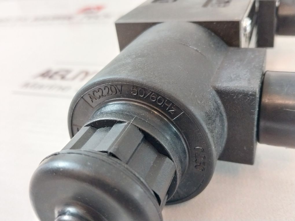 Damcos Sa-g01-c6S-c230-31Es Directional Control Valve 160L8068 50/60Hz