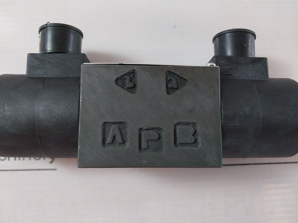 Damcos Sa-g01-c6S-c230-31Es Directional Control Valve 160L8068 50/60Hz