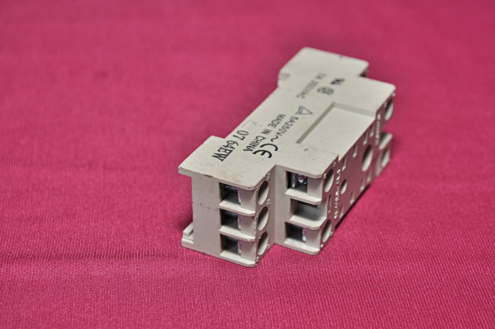 Lot of 3X OMRON PYF08A-N Relay Coil Socket 7A 250VAC