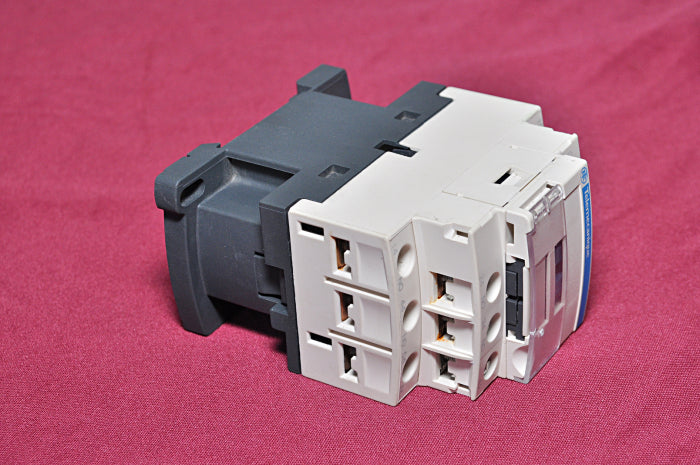 Telemecanique/Schneider Electric Cad50 Control Relay 10A 690V a600-p600