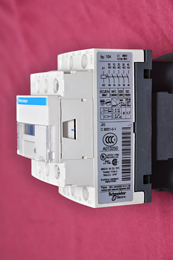 Telemecanique/Schneider Electric Cad50 Control Relay 10A 690V a600-p600