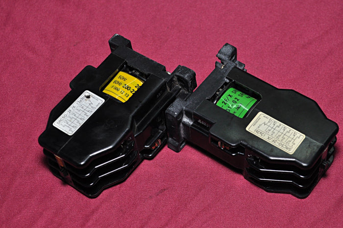 Fuji src50-2f/x 3a3b 220v relay