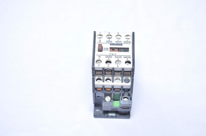 Siemens 22e 3tb41 17 0a Contactor