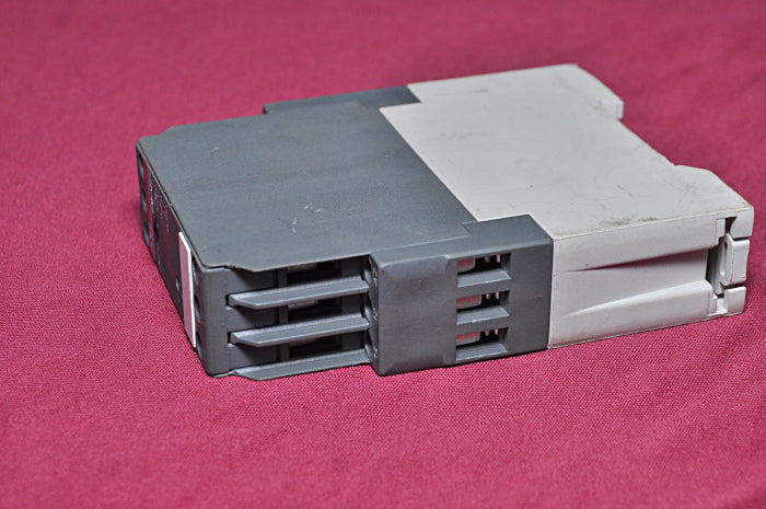 Abb Cm-mss Thermistor Motor Protection Monitoring Relay 1Svr43081R930