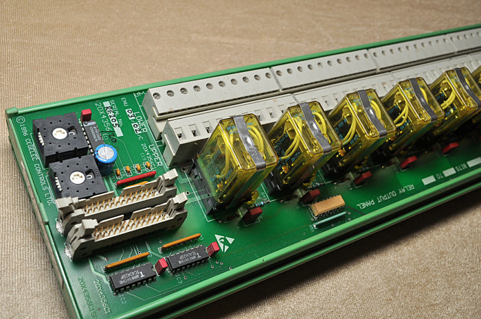 Cegelec M75-60002 Relay Output Panel 20X4356/20