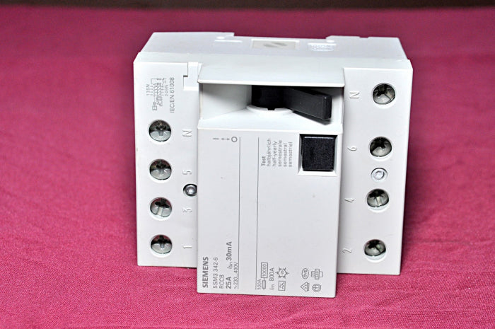 Siemens 5sm33426 current circuit breaker