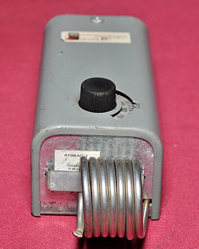 JOHNSON CONTROLS A 193AC-1 Mechanical Thermostat