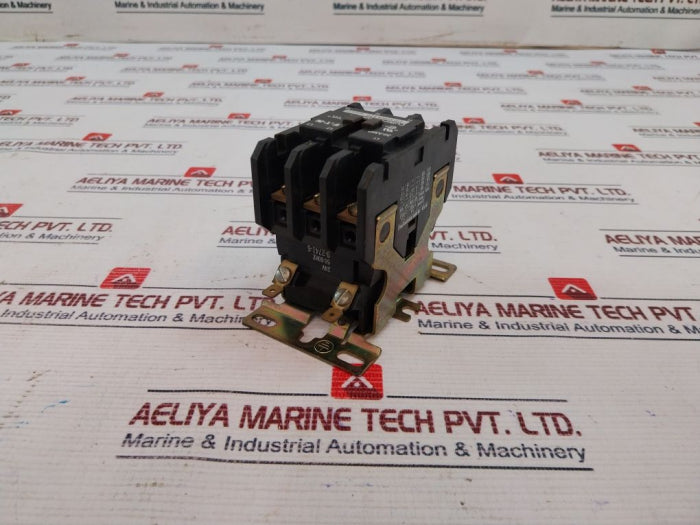 Eaton C25Dna330 Definite Purpose Contactor 30A 24V