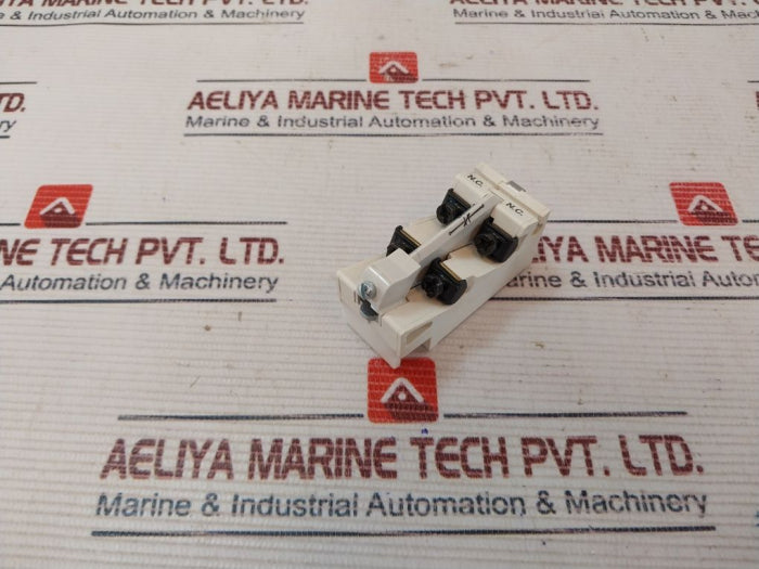 Eaton J02 Auxiliary Contact