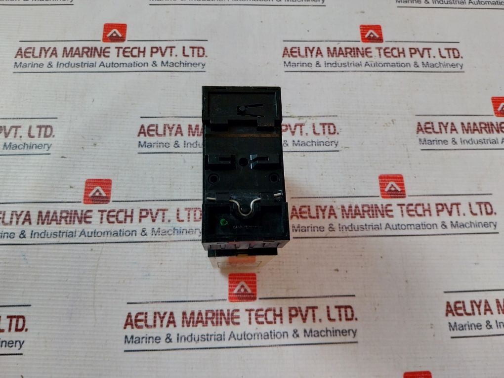 Electromatic/Schrack Sabc 207 900 S-system Time Delay Relay 10A 380V