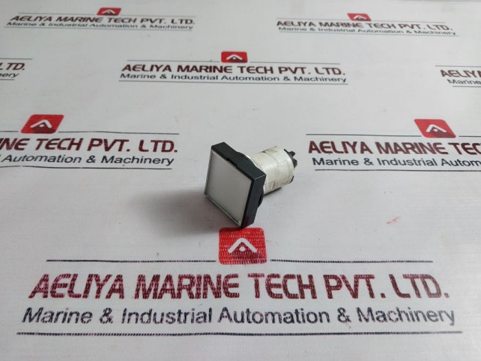Fuji Electric Ah30-zn4-0143 Push Button Switch