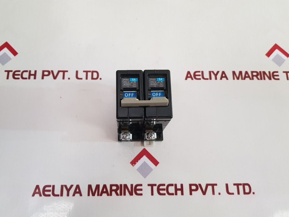 Fuji Electric Cp32D 5A Circuit Protector