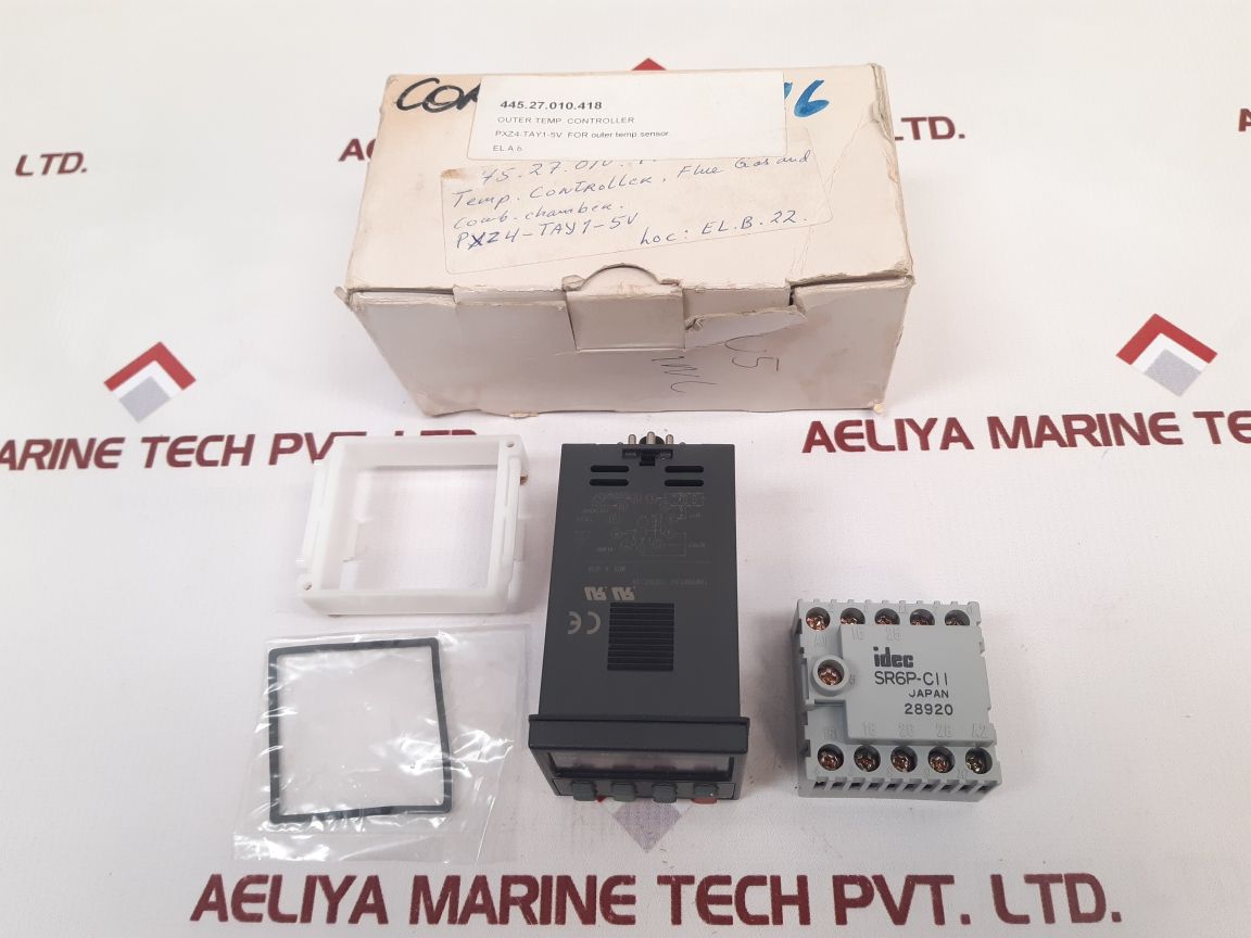 Fuji Electric Pxz4-tay1-5V Temperature Controller