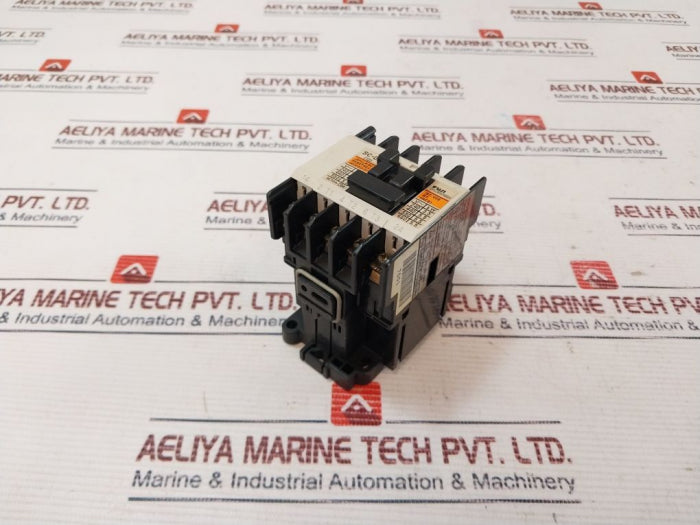 Fuji Electric Sc-05 Contactor 4Nc0G0#20, 400-440V 60Hz