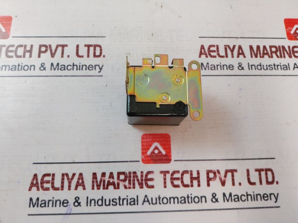 General Electric 3Arr3Mars66 Potential Relay 19005