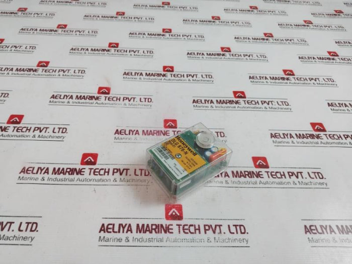 Honeywell Dlg 976-n Burner Controller 220/240V Ce-0085Bt0126