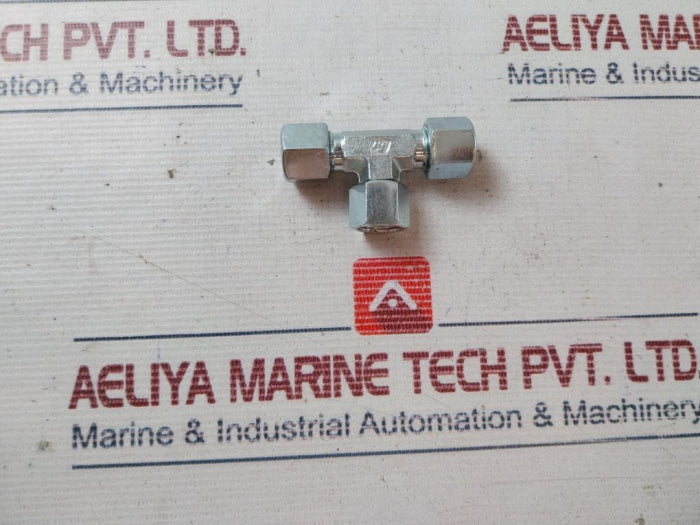 Hy-lok 10L Swivel Nut Branch Tee 10Mm Pip