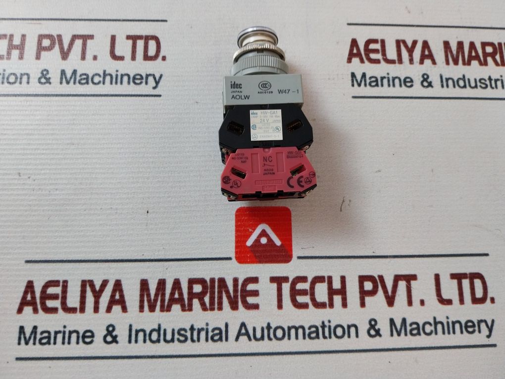 Idec Aolqw2B3311 Pushbutton Control Unit Lamp 5-30V 1W Max