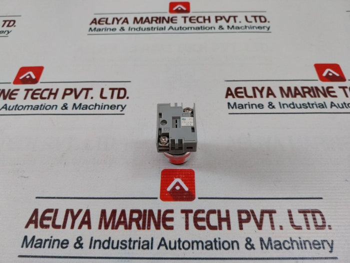 Idec Apw188-r Red Pilot Light Push Button Switch Control Unit 5-30V 1W Max