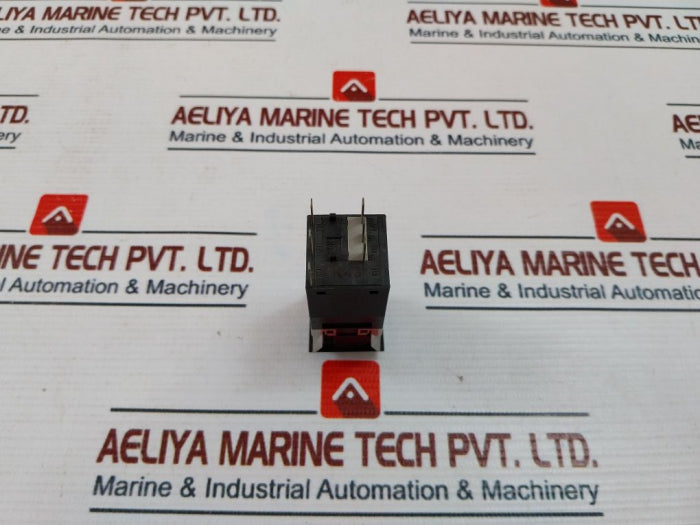 Idec Mc2D-m Self-reset Pushbutton 2A Ac250V Dc30V 2A