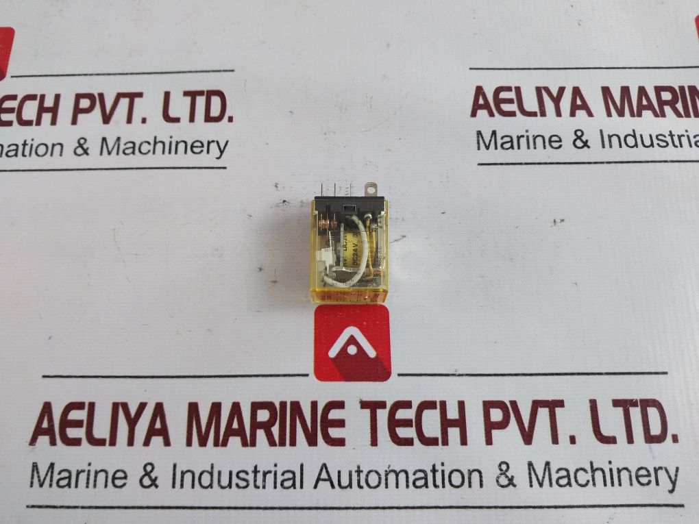 Lot Of 3X Idec RH2B-UL Power Relay 10A 240VAC